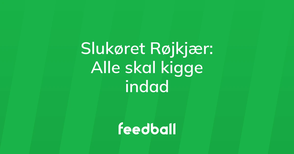 74829361-slukoeret-roejkjaer-alle-skal-kigge-indad